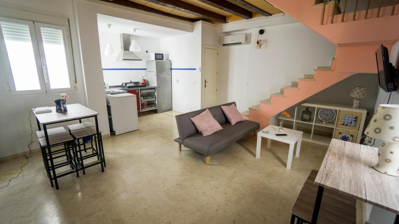 Rentalsevilla Feria Duplex Con Terraza מראה חיצוני תמונה